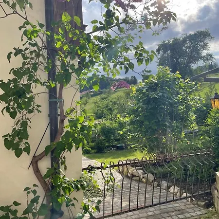 Apartmán Schusterhaeusl - Urlaub Im Oberbayerischen Baudenkmal Samerberg